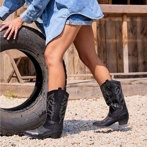 Women's Black Pointed Toe Pull On Wide Calf Pu Chunky Low Heel Cowgirl Boots - Picture 7 of 7